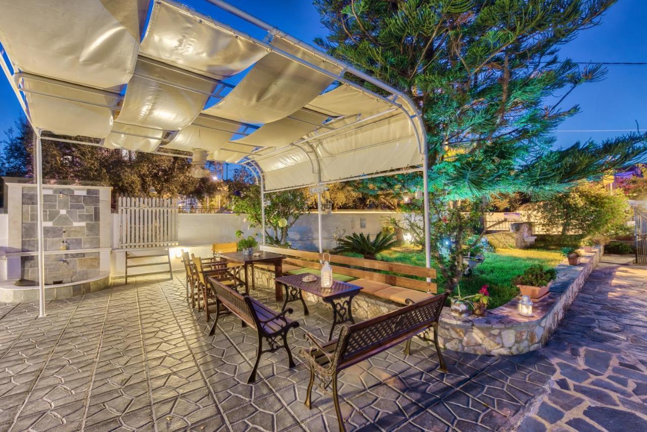 Panorama Studios & Apartments أمودي المظهر الخارجي الصورة